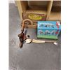 Image 1 : VINTAGE COLLECTIBLES
