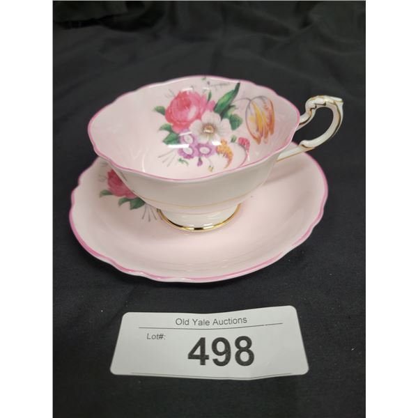 1940'S PARAGON DOUBLE WARRANT TEACUP/SAUCER
