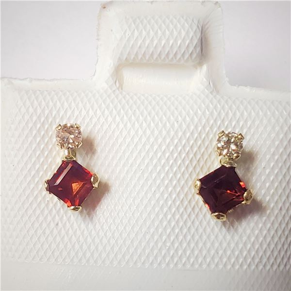 10K  GARNET(0.44CT) DIAMOND(0.06CT) EARRINGS