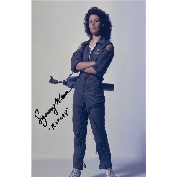 Autograph Signed Alien Photo