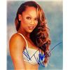 Image 1 : Tyra Banks signed photo