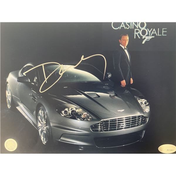 Casino Royale Daniel Craig signed photo GFA authenticated