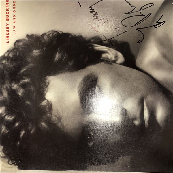 Fleetwood Macs Lindsey Buckingham signed album