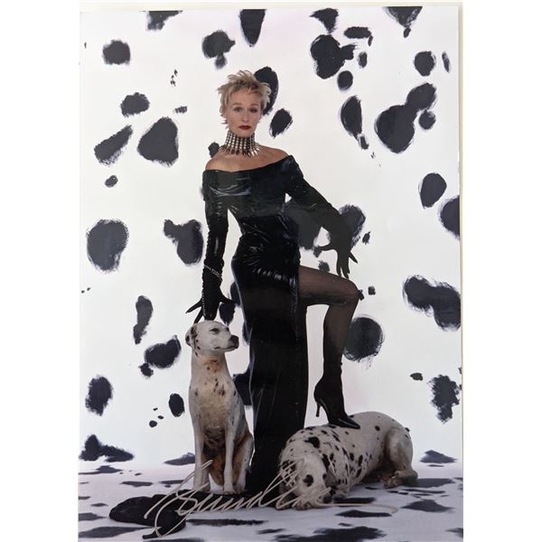 101 Dalmatians Glenn Close signed photo
