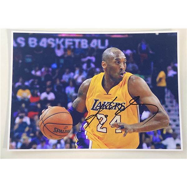 Los Angeles Lakers Kobe Bryant signed photo