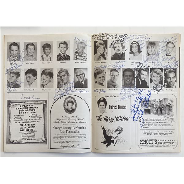 Oliver! cast signed program