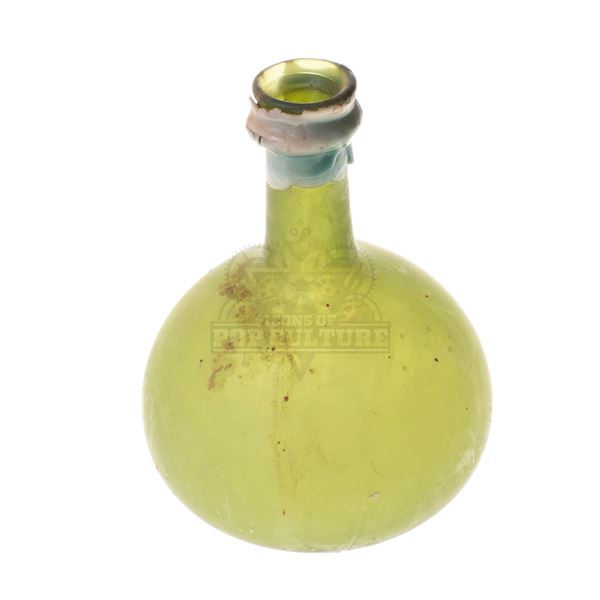 Pirates of the Caribbean Dead Man's Chest Glass Bottle 16144