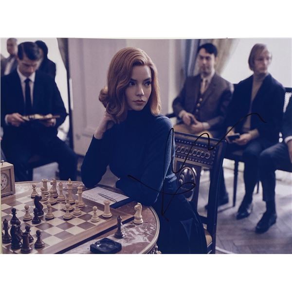 Autograph Signed  Queen's Gambit Photo