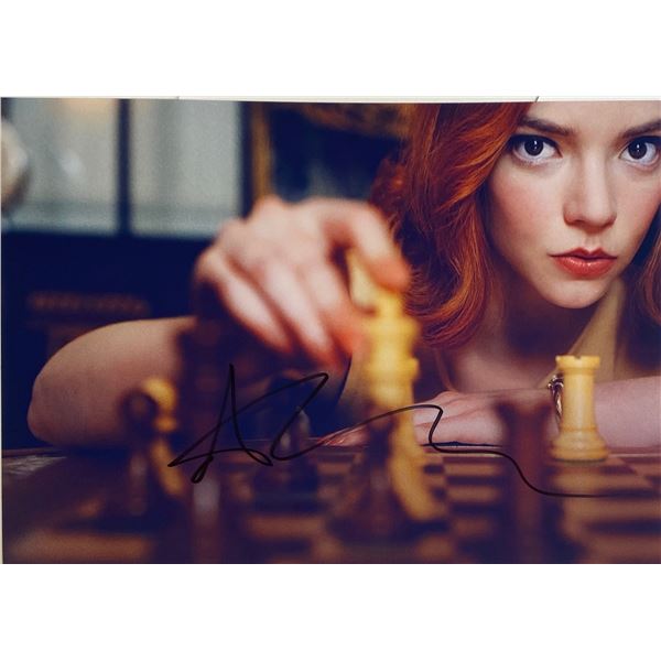 Autograph Signed  Queen's Gambit Photo