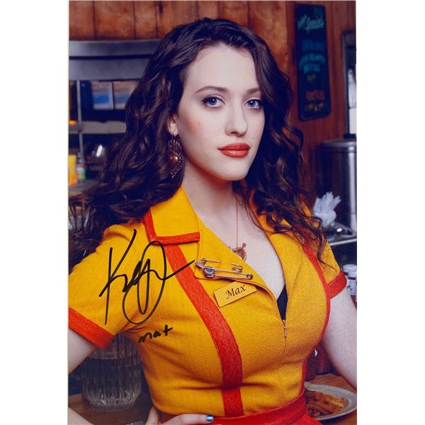 Autograph Signed  2 Broke Girls Photo