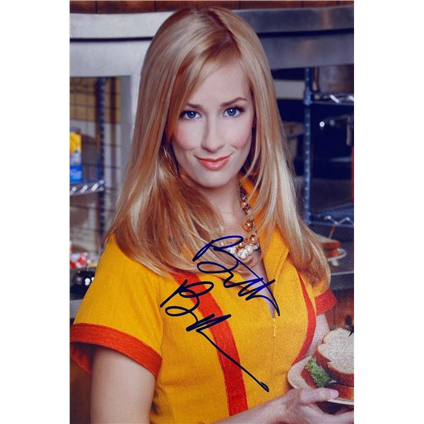 Autograph Signed  2 Broke Girls Photo