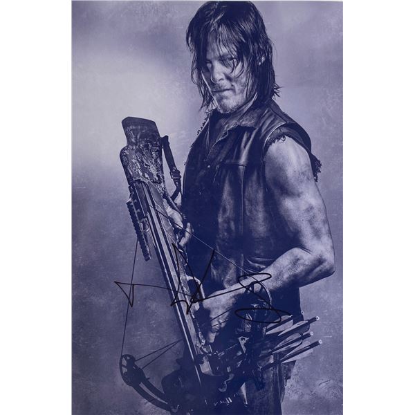 Autograph Signed  Walking Dead Photo
