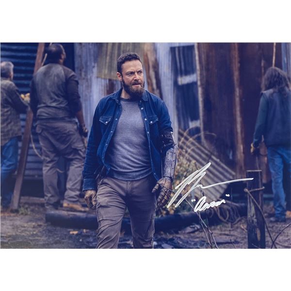 Autograph Signed  Walking Dead Photo