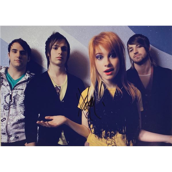 Autograph Signed  Hayley Williams Photo
