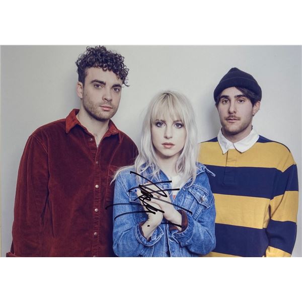 Autograph Signed  Hayley Williams Photo