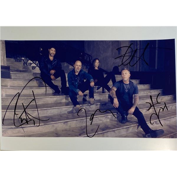 Autograph Signed  METALLICA Photo