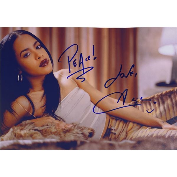 Autograph Signed  Aaliyah Photo