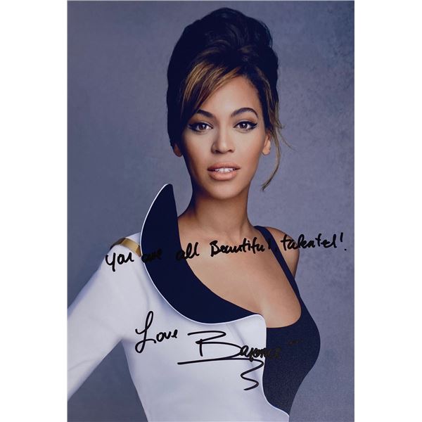 Autograph Signed  Beyonce Photo