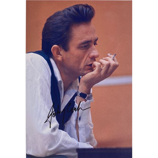 Autograph Signed  Johnny Cash Photo