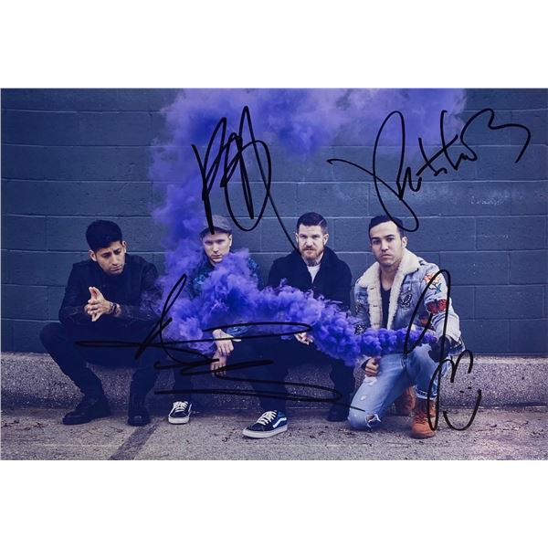 Autograph Signed  Fall Out Boy Photo