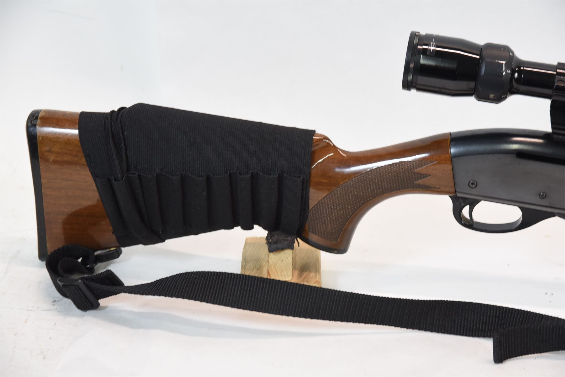 Remington Model 7400 Rifle remington-model-7400-rifle