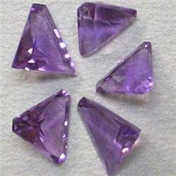 6.26 CTS LOT OF TRIANGLE SHAPED AMETHYST - DIFFERENT SIZES
