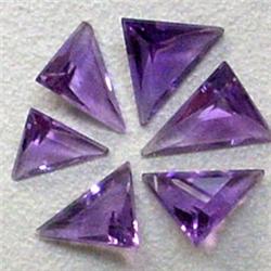 4.86 CTS LOT OF TRIANGLE SHAPED AMETHYST - DIFFERENT SIZES