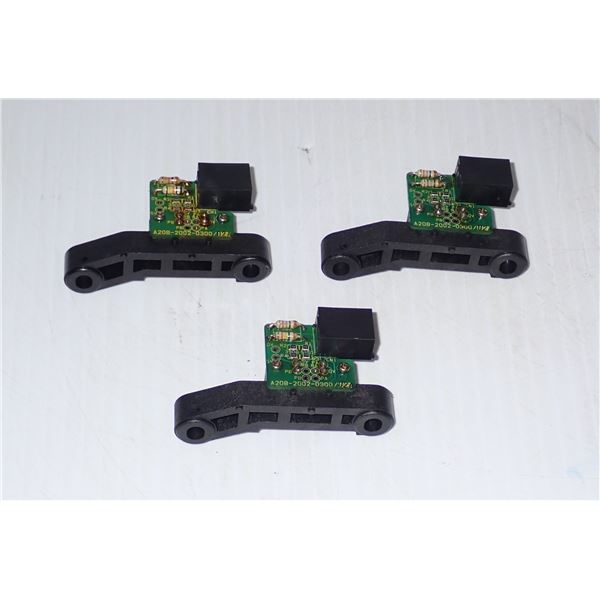 (3) Fanuc #A20B-2002-0300/02A Encoders