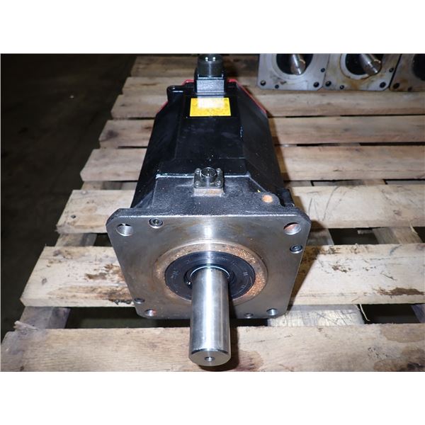 Fanuc # A06B-0247-B400 AC Servo Motor