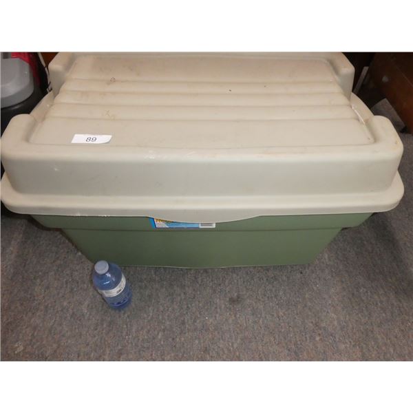 plastic RoughTote storage box 20 US GAL/114L