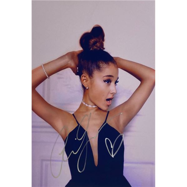 Autograph Signed Ariana Grande Photo