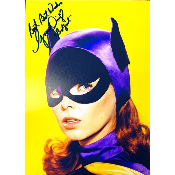Autograph Batgirl Yvonne Craig Photo