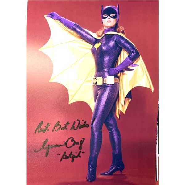 Autograph Batgirl Yvonne Craig Photo