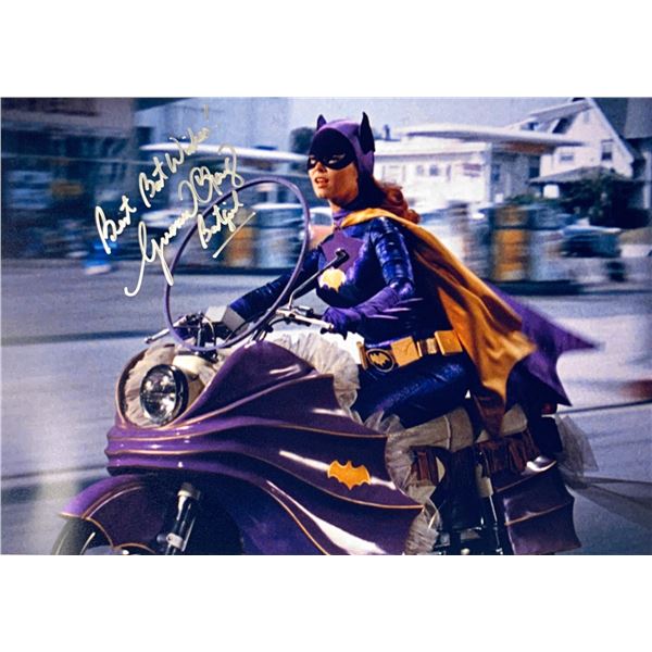 Autograph Batgirl Yvonne Craig Photo