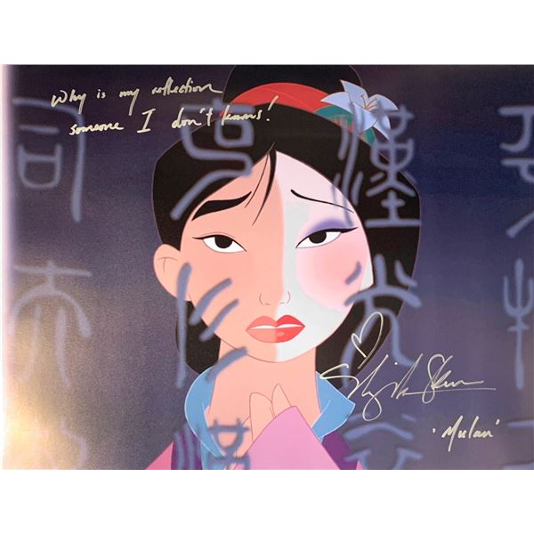 Autograph Mulan Photo