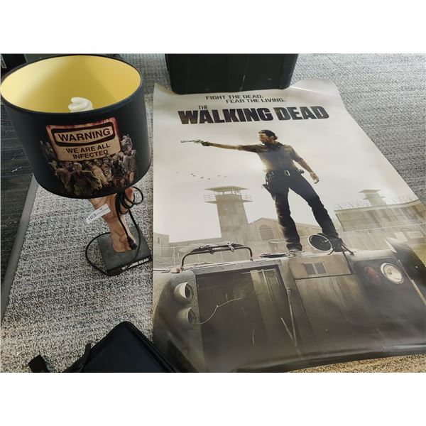 Huge Walking Dead Poster & Collectible Zombie Arm Lamp