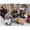 Image 2 : Beautiful Detailed Nativity Scene