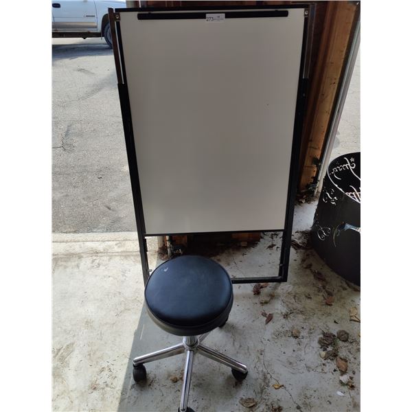 Portable Easel & Rolling Stool