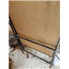 Image 2 : Portable Easel & Rolling Stool