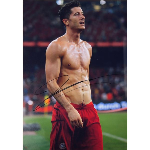 Football Robert Lewandowski Autographed  Autograph Signed