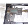 Image 2 : Mitutoyo #CD-6" Digital Caliper