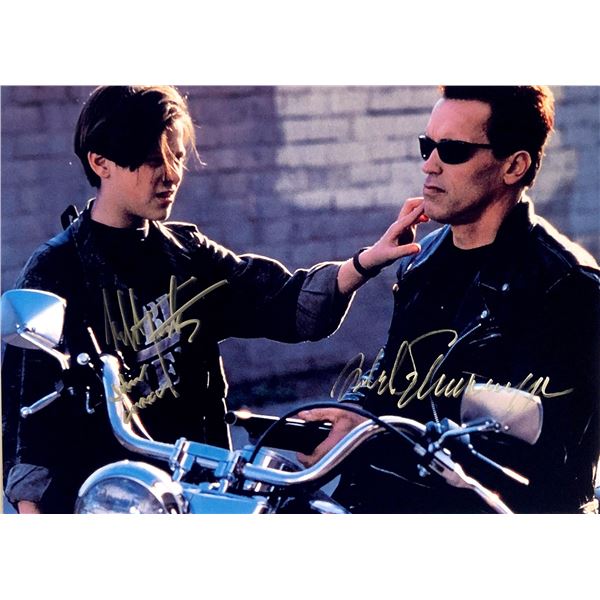 Autograph Signed Terminator Arnold Schwarzenegger Photo