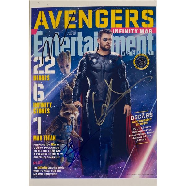 Autograph Signed Avengers Entertainment Photo