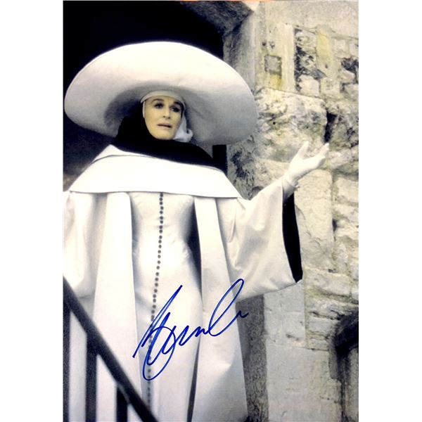 Glenn Close Autograph Signed 101 Dalmatians Photo