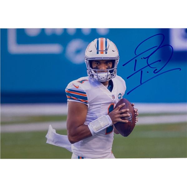 Autograph Signed Tua Tagovailoa Photo