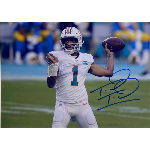 Autograph Signed Tua Tagovailoa Photo