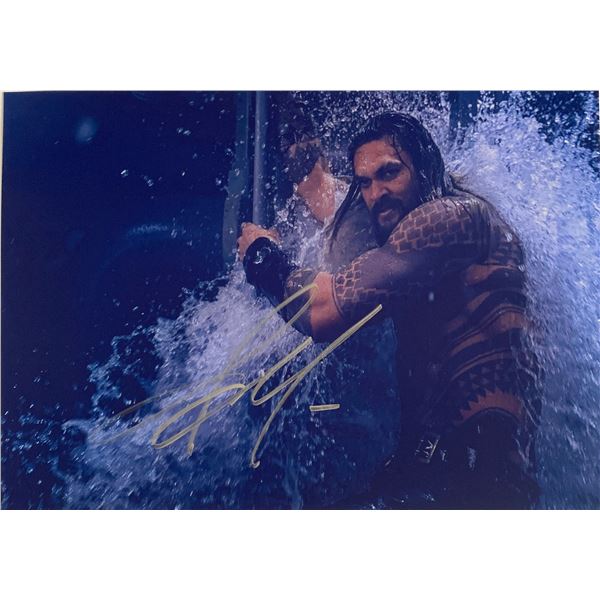 Autograph Signed Aquaman Jason Momoa Photo