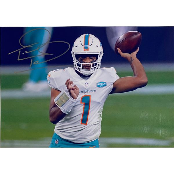 Autograph Signed Tua Tagovailoa Photo