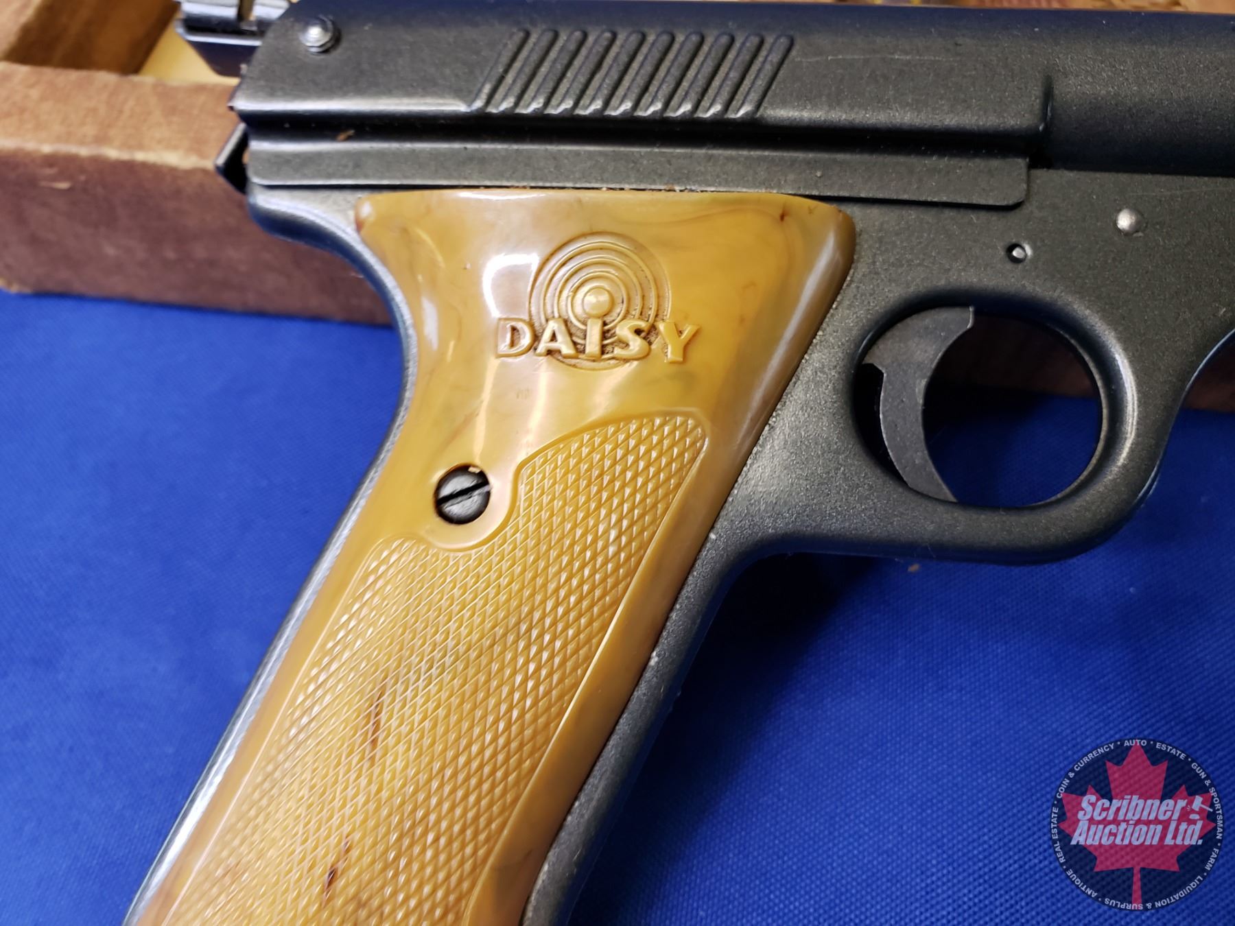 Vintage Daisy Bullseye BB Target Pistol 150 Shot Repeater Model 177 in ...