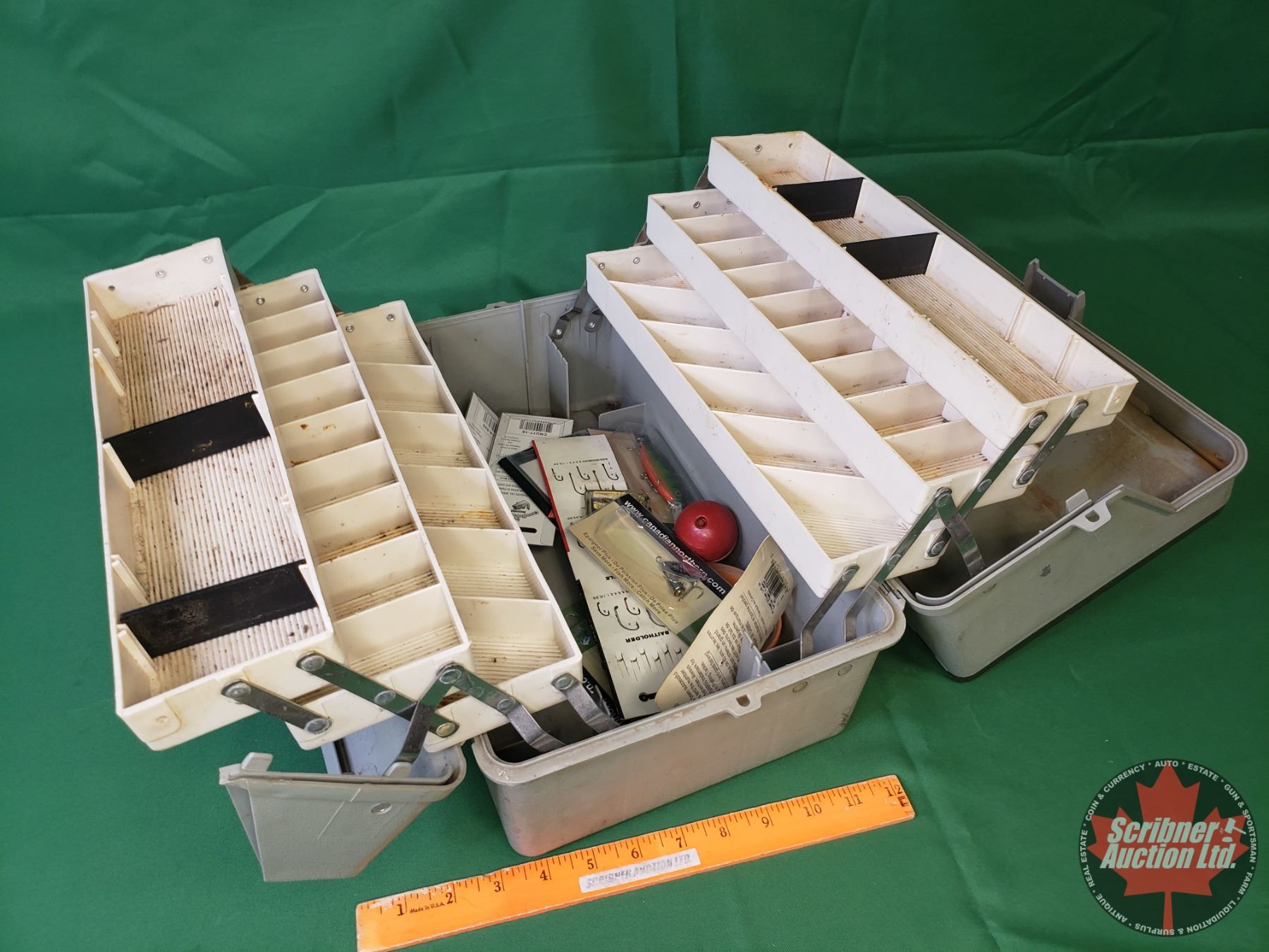 Lid Locker Tackle Box w/Contents